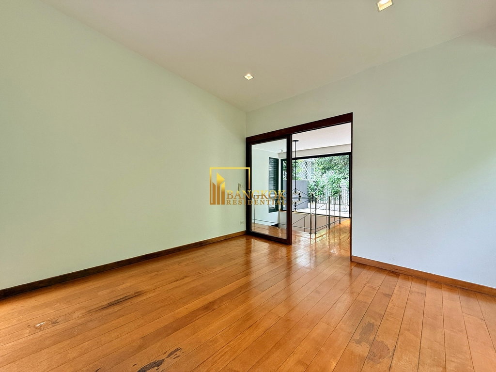 picture Contemporary 2 Bedroom House For Rent in Phrom Phong - BR27876SH - 21/40