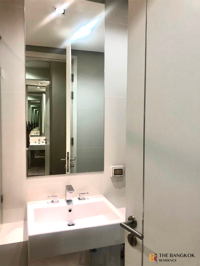 picture Convenient Travel, Great Value per Square Meter Equinox Phahol-Vipha - 8/10