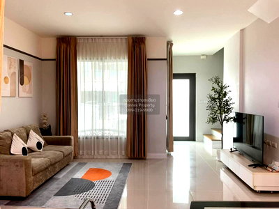 Townhouses for rent : For Rent Townhouse/Townhome  , Pleno Sukhumvit-Bangna , Bang Kaeo , Bang Phli , Samut Prakarn , CX-130895 ✅ Live chat with us ADD LINE @connexproperty ✅