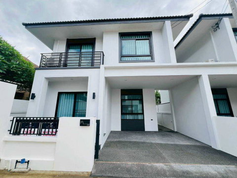 POS บ้านสร้างใหม่ 2 ชั้น บ้านแหวน หางดง ซอยธารเจริญ 6 เฟอร์นิเจอร์ครบทั้งหลัง (โทร/ไลน์  088-5986998)
