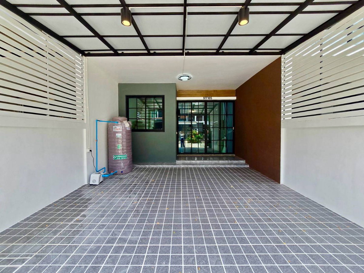 รูป ทาวน์เฮ้าส์ รีโนเวทใหม่ ทำเลดี หมู่บ้าน RNP Place ถนนสามวา บางชัน คลองสามวา ใกล้รถไฟฟ้าสายสีชมพู ตลาดมีน - รูปที่ 2/19