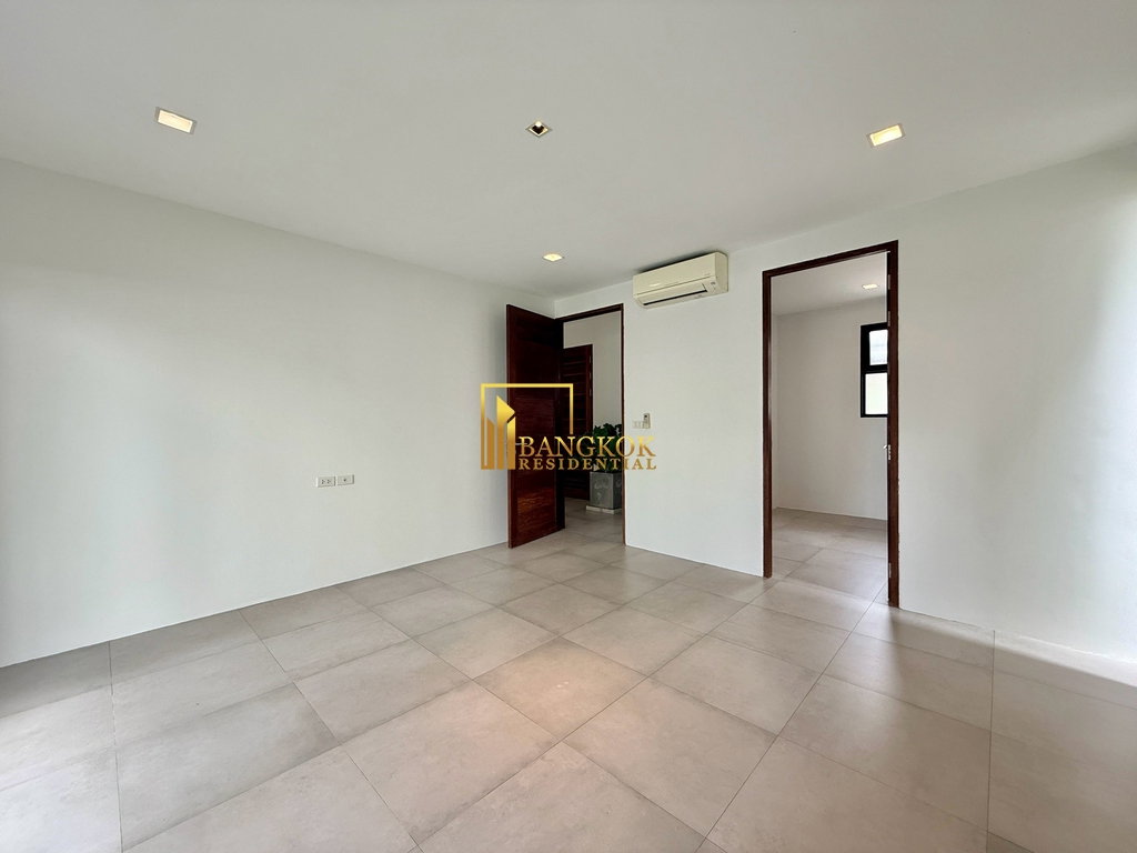 picture Contemporary 2 Bedroom House For Rent in Phrom Phong - BR27876SH - 8/40