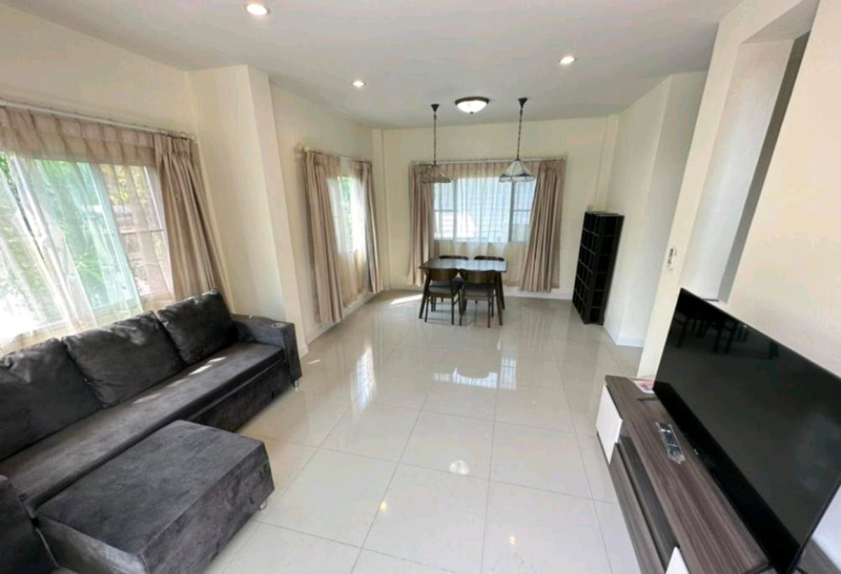 รูป 🏡 ให้เช่าบ้านเดี่ยว 2 ชั้น แปลงมุม หน้าสวน | พื้นที่รอบบ้านกว้าง เป็นส่วนตัว - รูปที่ 2/15