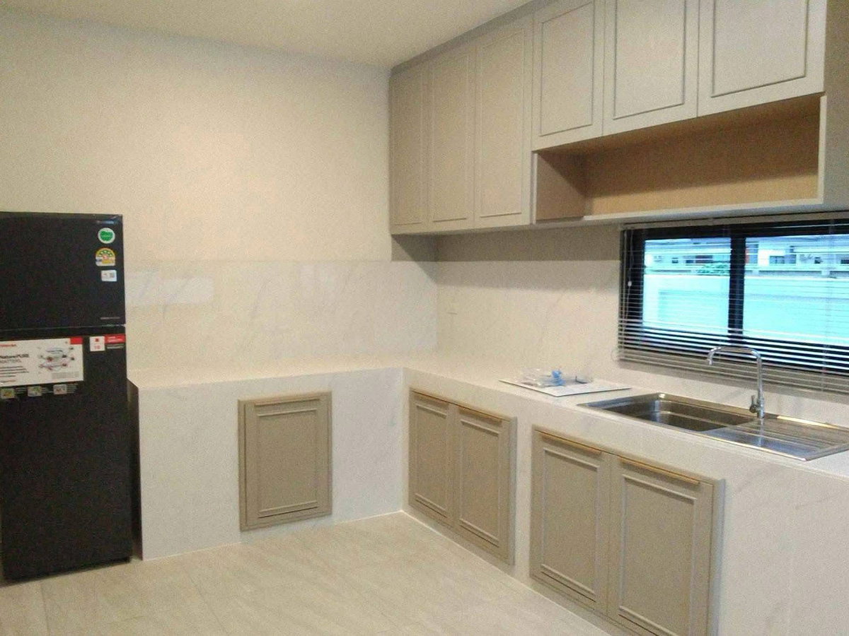 รูป ปล่อยเช่าprivate Pool Villa สร้างใหม่ พื้นที่ใช้สอย 290 ตรม. 4 ห้องนอน 3 ห้องน้ำ - รูปที่ 6/18