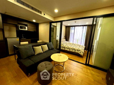 คอนโดให้เช่า : คอนโด 1-ห้องนอน ที่ คลาส หลังสวน ใกล้ BTS ชิดลม (ID 2529434)