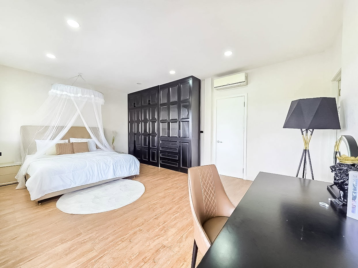 รูป Modern 5 Bed Pool Villa for Sale East Pattaya Private Pool - รูปที่ 17/18