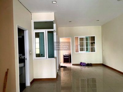 Townhouses for sale Bangkok : For Sale Townhouse/Townhome  , Golden Town 3 Ladprao - Kasetnawamin , Khlong Kum , Bung Kum , Bangkok , CX-172906 ✅ Live chat with us ADD LINE @connexproperty ✅