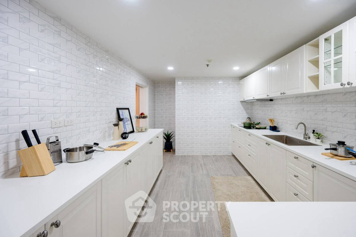 รูป คอนโด 3-ห้องนอน ที่ ลาส โคลินาส ใกล้ BTS อโศก (ID 3274816) - รูปที่ 13/15