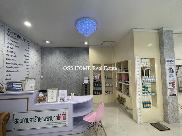 รูป KP062 ให้เช่าอาคารพาณิชย์ 1.5 ชั้น ติดถนน 2 คูหาติดรถไฟฟ้าสายสีเหลือง ศรีลาซาล พร้อมที่จอดรถรองรับลูกค้า คลินิกเวชกรรม เป็นห้องเปล่า เหมาะทำคลีนิก - รูปที่ 7/23