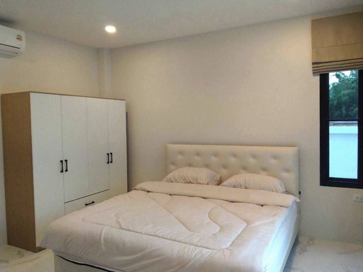 รูป ปล่อยเช่าprivate Pool Villa สร้างใหม่ พื้นที่ใช้สอย 290 ตรม. 4 ห้องนอน 3 ห้องน้ำ - รูปที่ 12/18
