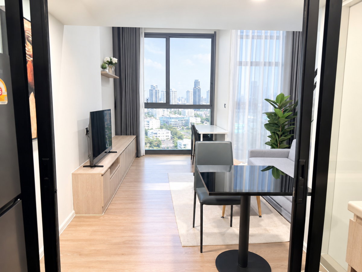 ให้เช่าคอนโด🔥โมดิซ สุขุมวิท 50 Duplex 2 ชั้น 1 นอน ชั้นสูง วิวสวยแม่น้ำเจ้าพระยา Line OA @sariproperty 082-558-9459