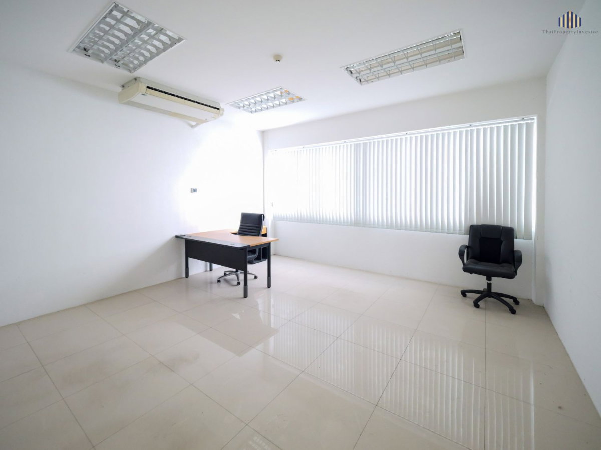 รูป ขาย อาคารสำนักงาน โกดัง โรงจอดรถ ติดถนน บางขุนเทียน พระราม2 กาญจนาภิเษก เนื้อที่ 2 ไร่กว่า มีลิฟต์ จอดรถได้ 30 คัน!! | #TPI-3426 - รูปที่ 8/19