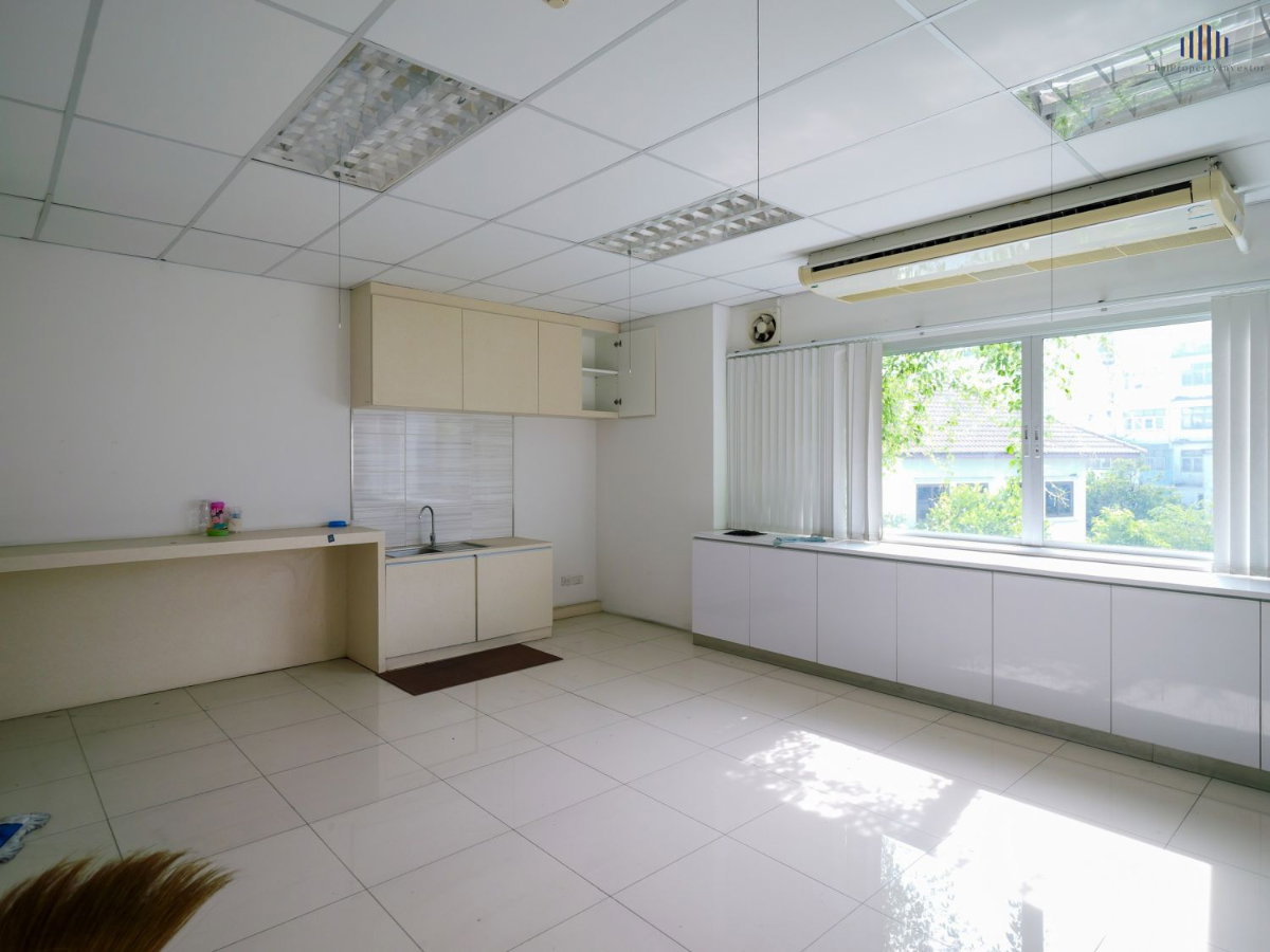 รูป ขาย อาคารสำนักงาน โกดัง โรงจอดรถ ติดถนน บางขุนเทียน พระราม2 กาญจนาภิเษก เนื้อที่ 2 ไร่กว่า มีลิฟต์ จอดรถได้ 30 คัน!! | #TPI-3426 - รูปที่ 17/19