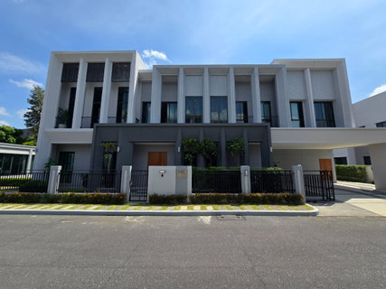 [READY TO TRANSFER] Everything You Need, All in One Home — Bangkok Boulevard Signature Westgate | 514 sq.m. | Located on main road