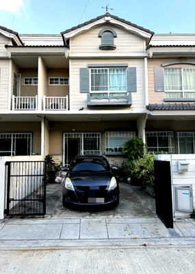 ทาวน์โฮมให้เช่า : 🏘ให้เช่า ทาวเฮาส์ 2ชั้น หมู่บ้าน villagio 🎉 ✅️2นอน2น้ำ จอด1-2คัน🔻 🎉  🚙ทางด่วนบางนา🚙 🏢อีเกีย ikea magabangna central bangna 🏫มหาลัยเอแบค บางนา