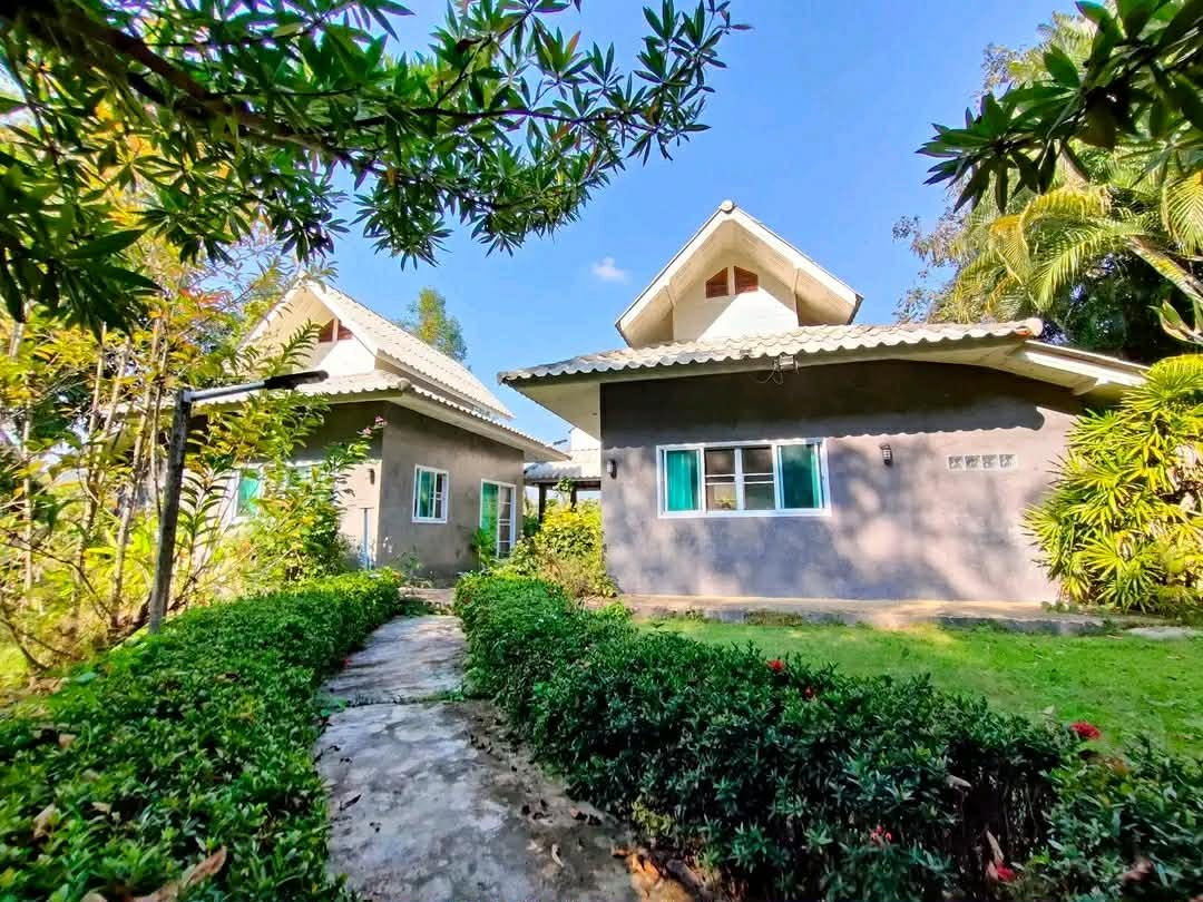 รูป 🌿🏡 ขายที่ดิน 4 ไร่ 83 ตร.ว. พร้อมบ้านสวน 4 หลัง ต.แม่โป่ง อ.ดอยสะเก็ด จ.เชียงใหม่ T. 063-6649056 - รูปที่ 2/18