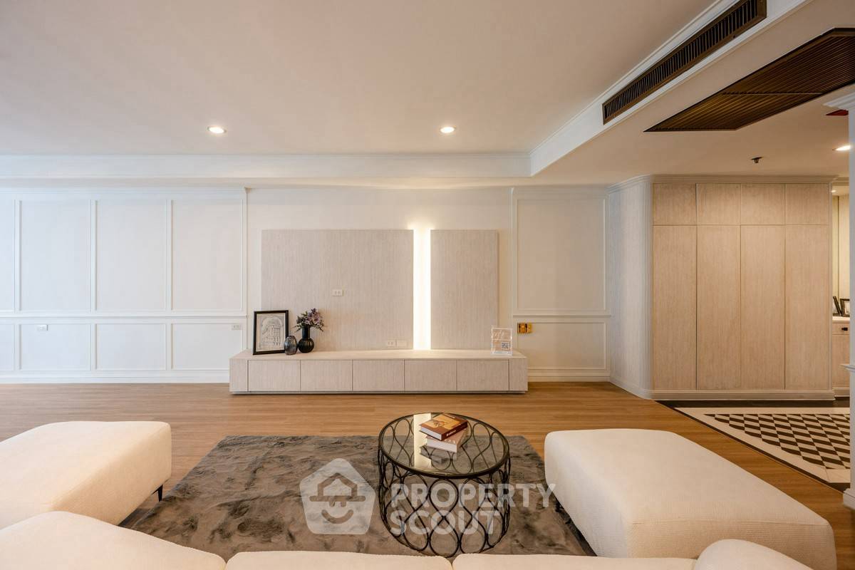 รูป คอนโด 3-ห้องนอน ที่ ลาส โคลินาส ใกล้ BTS อโศก (ID 3274816) - รูปที่ 2/15