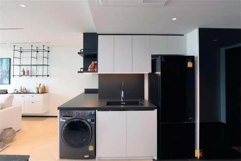 Lake Avenue Easy Start with a City Dweller Lifestyle