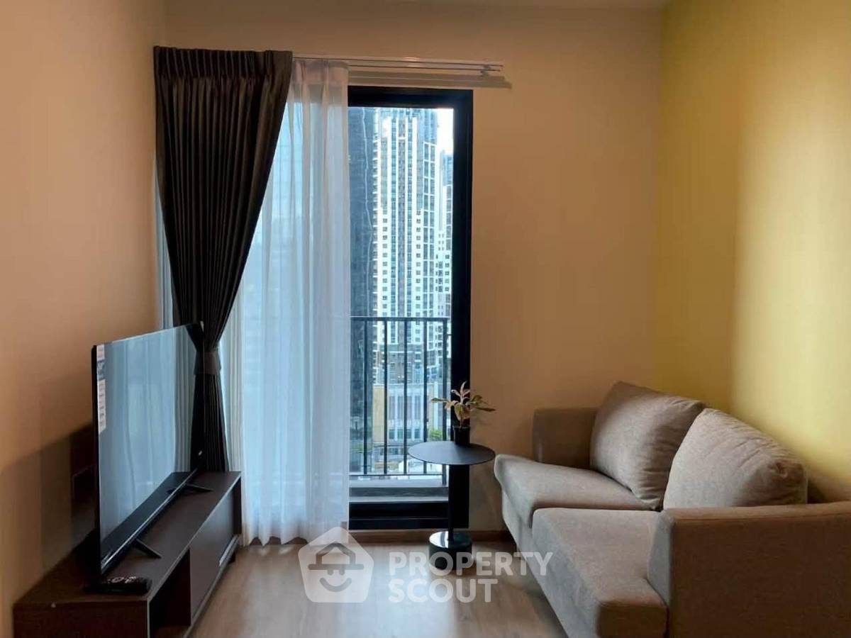 picture 19th-Floor 2-BR Nue District R9 Near MRT Phra Ram 9 (ID 3274978) - 2/7
