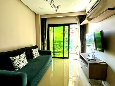 Condos for sale : 1 Bed Condo for Sale Dusit Grand Condo View Jomtien Sea View