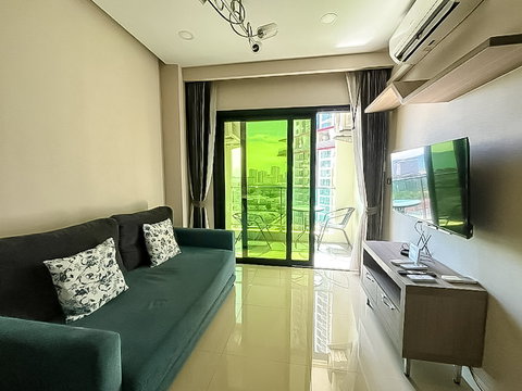 1 Bed Condo for Sale Dusit Grand Condo View Jomtien Sea View