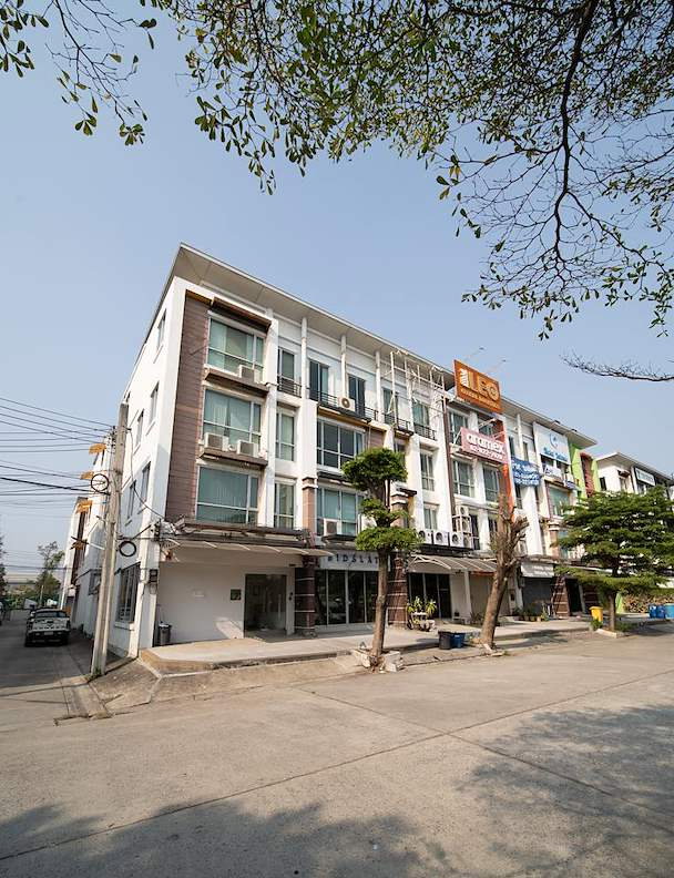 รูป โฮมออฟฟิศทันสมัย ตึก 4 ชั้น (ร่มเกล้า-สุวรรณภูมิ) | RK Office Park **ค่าเช่า 40,000 บาท | ได้เฟอร์ตามรูป นัดชมได้ แอดไลน์ ID :@property.ma - รูปที่ 12/13
