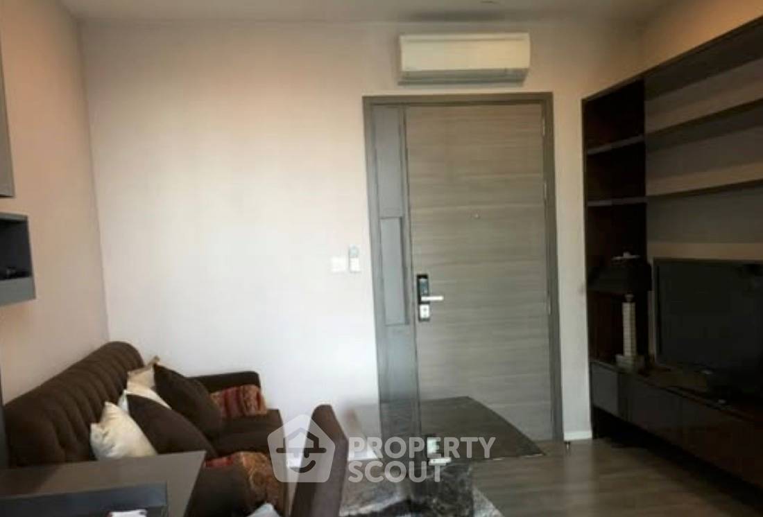 รูป คอนโด 1-ห้องนอน ที่ เดอะ รูม สุขุมวิท 69 ใกล้ BTS พระโขนง (ID 3263811) - รูปที่ 1/5