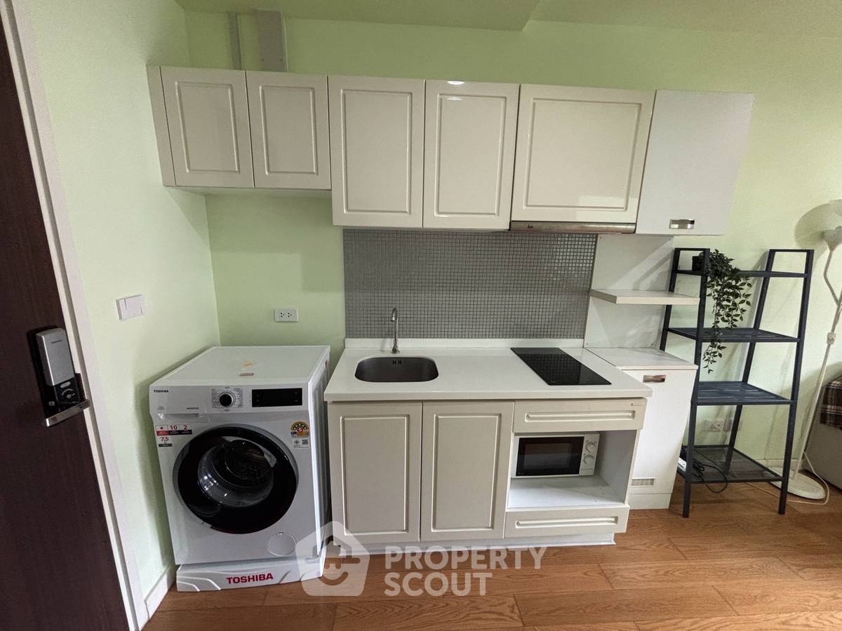 picture 1-BR Condo at Condolette Dwell Sukhumvit 26 near BTS Phrom Phong (ID 3057640) - 4/14