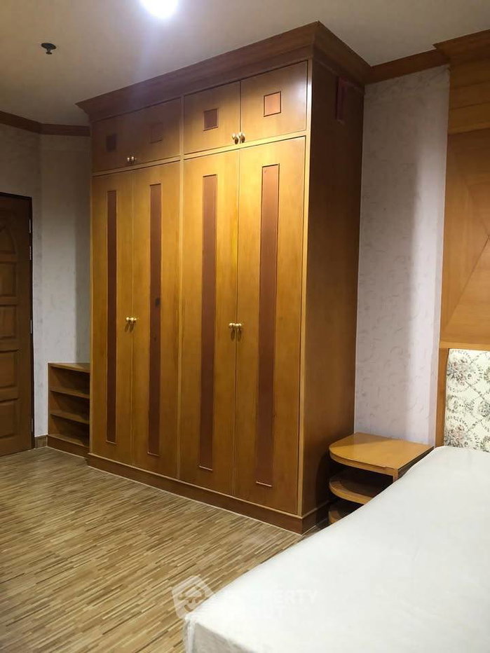 picture 2-BR Condo at Pathumwan Resort near BTS Phaya Thai (ID 3133761) - 8/12