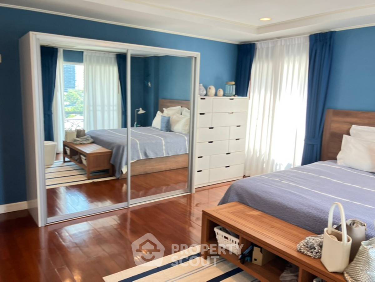 รูป ใกล้ BTS ทองหล่อ 300 ม. | คอนโด 2 ห้องนอน La Vie En Rose Place Condominium (ID 2841475) - รูปที่ 9/19