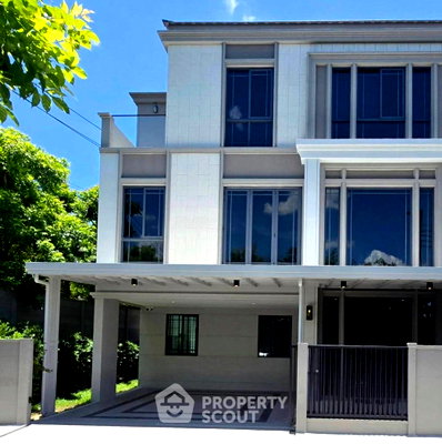 Houses for rent Soi On Nut (Sukhumvit 77) : 2-BR 214 Sqm House At Baan Klang Muang Classe Sukhumvit 77 (ID 3273583)