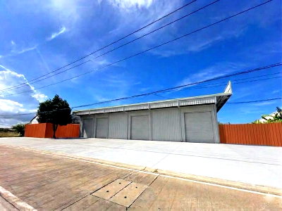 Factory for rent  Bang Saen Fish Market : Warehouse for rent in Bang Saen – Ang Sila, Chonburi. Prime location, close to the city, ideal for storing goods.