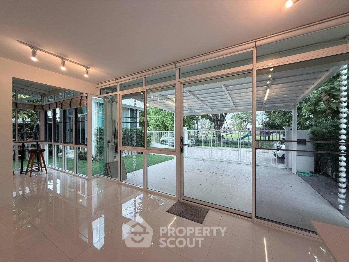 รูป บ้าน 4-ห้องนอน ที่ วิลลาจจิโอ 2 ศรีนครินทร์-บางนา ใน บางแก้ว (ID 3273562) - รูปที่ 12/13