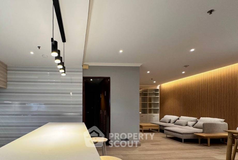 picture 2-BR Condo at Baan Suanpetch Condominium near BTS Phrom Phong (ID 3270371) - 4/8