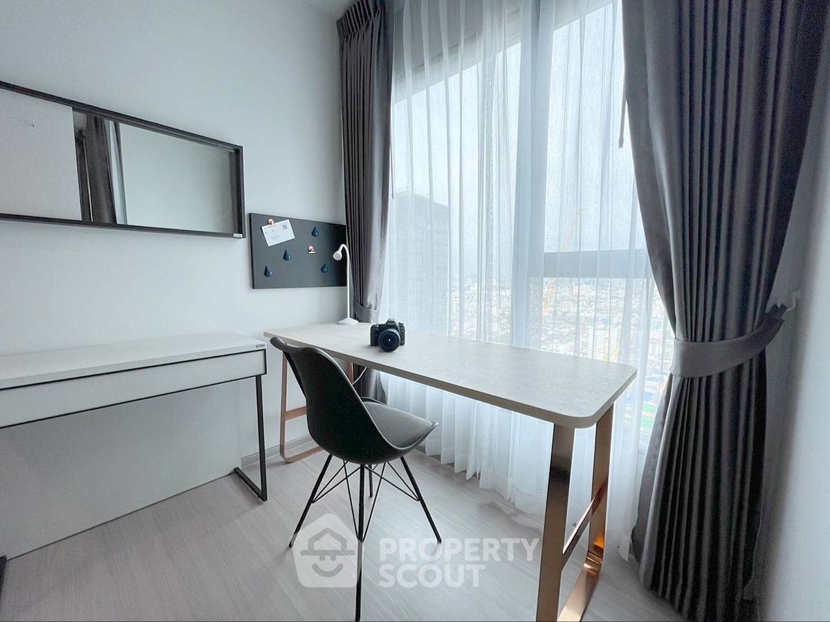 picture Studio Condo at Life Asoke - Rama 9 near MRT Phra Ram 9 (ID 2857826) - 4/8