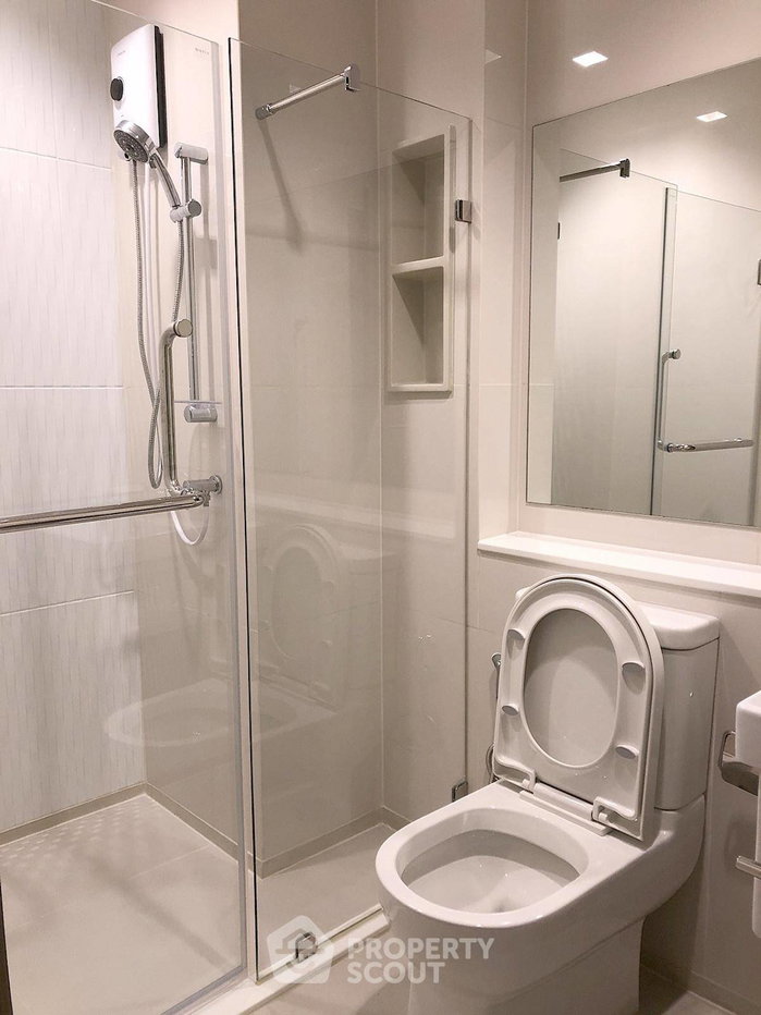 picture Studio Condo at Life Asoke - Rama 9 near MRT Phra Ram 9 (ID 2857826) - 8/8