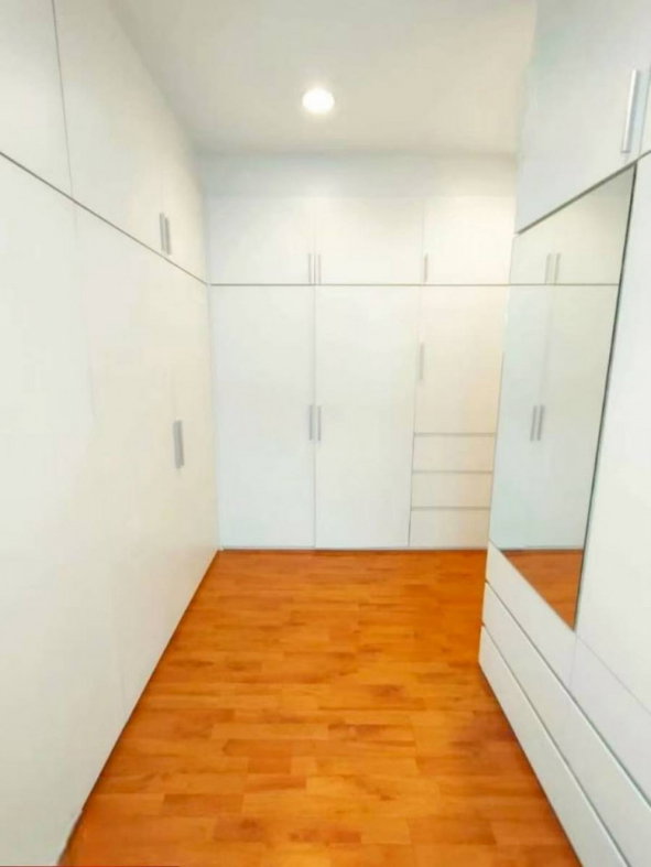รูป ขาย ทาวน์โฮม 3 ชั้น ตกแต่งใหม่ทั้งหลัง | บ้านกลางเมือง เอสเซ้นส์ อ่อนนุช-วงแหวน - รูปที่ 9/12