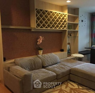 ใกล้ BTS Ekkamai เพียง 200 ม. คอนโด 1 ห้องนอน The Address Sukhumvit 42 (ID 3121115)
