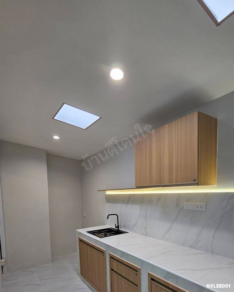 รูป ขายด่วน! The Colors Premium Bangna KM.8 (27.4 ตร.ว.) ทาวน์โฮมแปลงมุม รีโนเวทใหม่  - รูปที่ 15/19