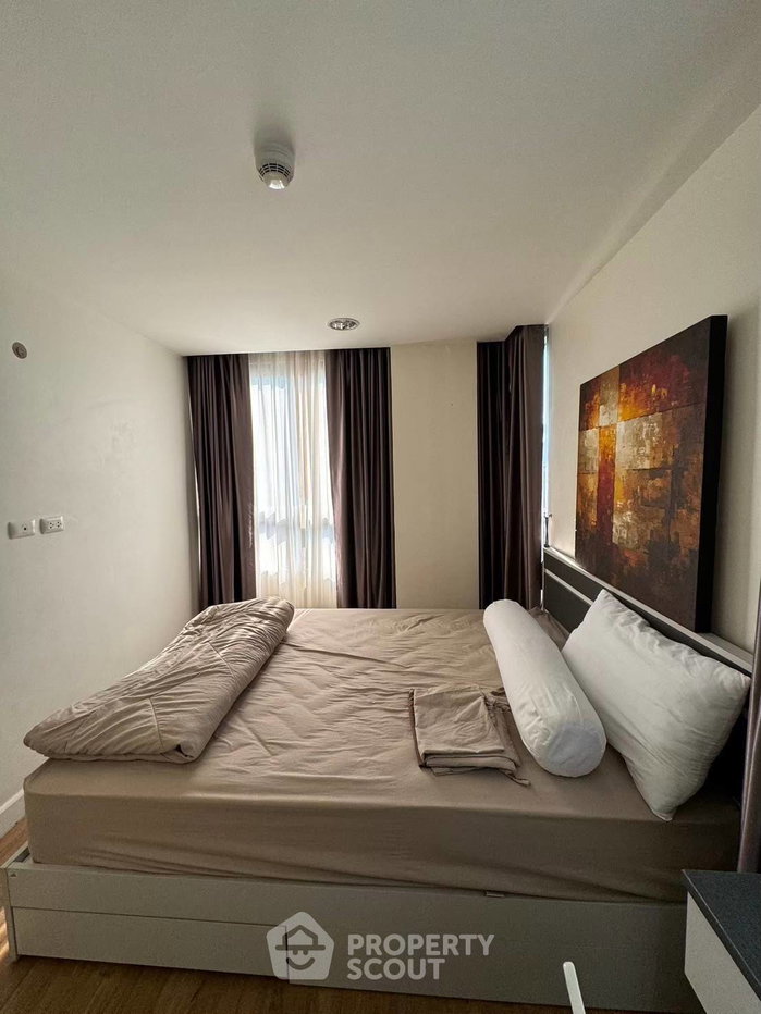 picture 2-BR Condo at The Kris Ratchada 17 near MRT Sutthisan (ID 3270991) - 12/24