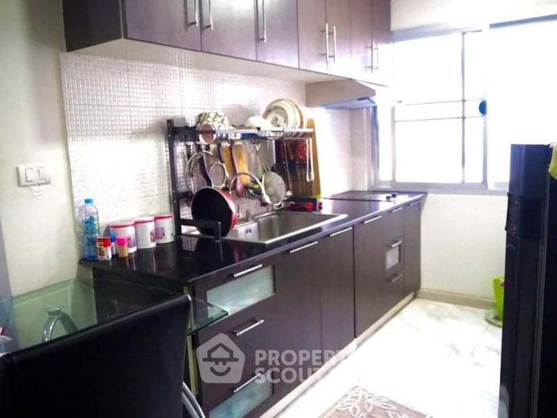 picture Pet-Friendly 2-BR At Grand Park Town Condominium (ID 739749) - 4/26