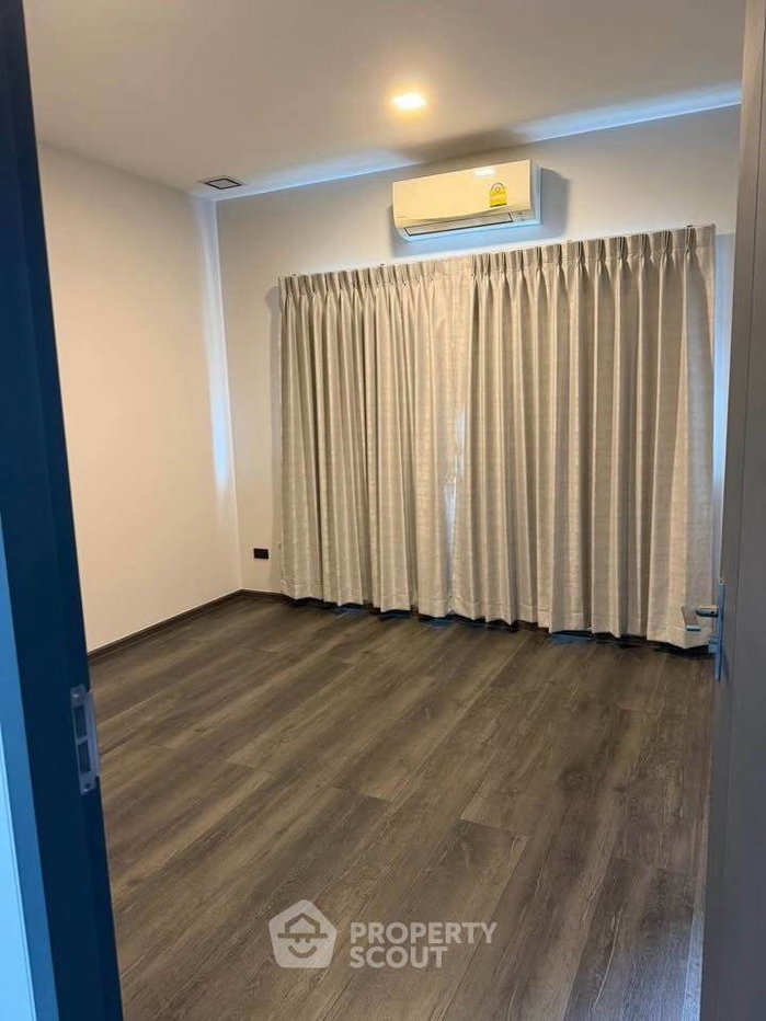 รูป ทาวน์เฮ้าส์ 3-ห้องนอน ที่ วีเว่ บางนา กม. 7 ใน บางแก้ว (ID 3273851) - รูปที่ 7/11