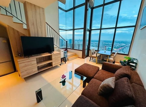 1 ห้องนอน | 2 ห้องน้ำ | BTS Phrom Phong | 83 ตร.ม. | 55,000 บาท/เดือน | ชั้น 28 — The Emporio Place Sukhumvit24