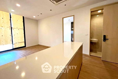 Condos for sale : High-Floor 2-BR At Noble State 39 Near BTS Phrom Phong (ID 3193954)