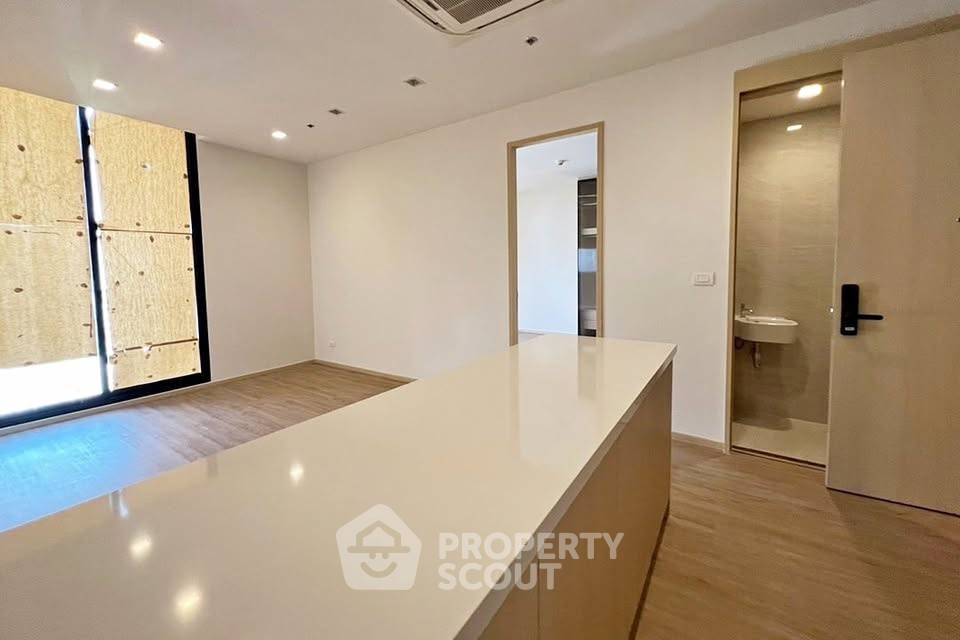 picture High-Floor 2-BR At Noble State 39 Near BTS Phrom Phong (ID 3193954) - 1/7