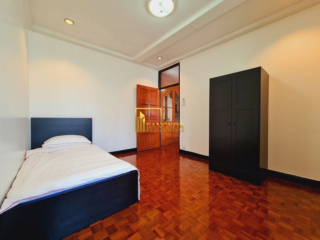 picture Expansive 3 Bedroom Apartment For Rent in Phrom Phong - BR20442AP - 11/24
