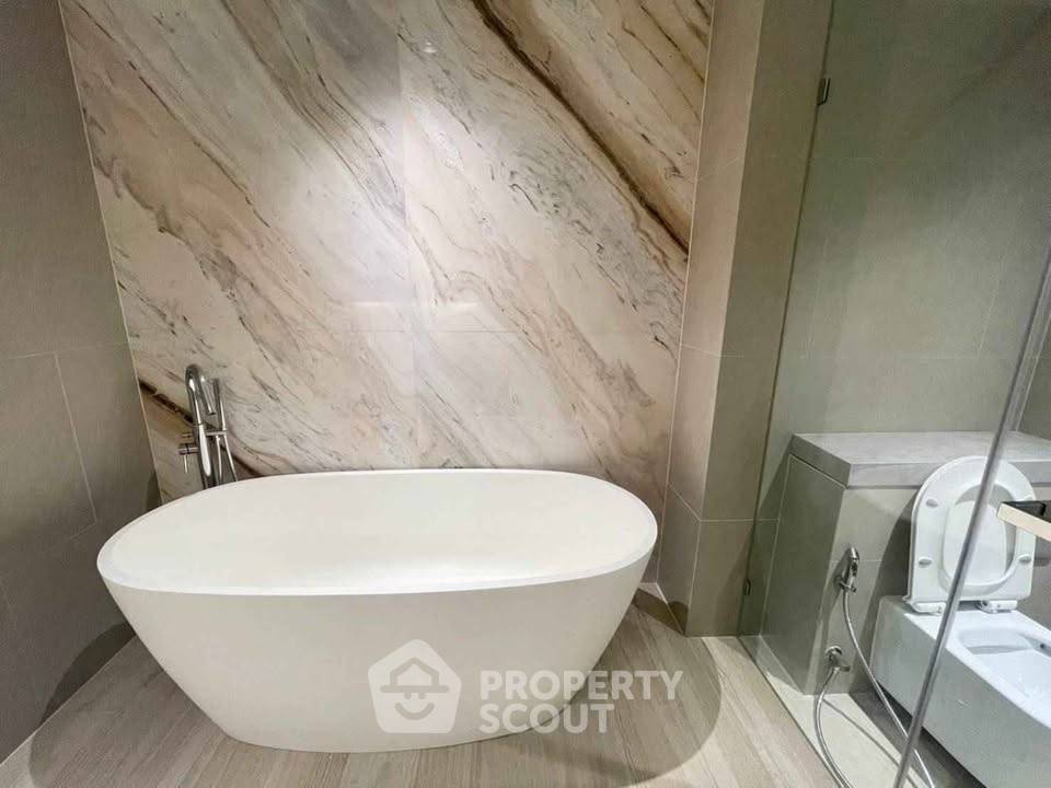 picture 30th-Floor 2-BR At The Lofts Silom Near BTS Surasak (ID 3041753) - 7/15