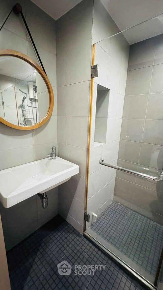 picture Studio Condo at Park Origin Phayathai near BTS Phaya Thai (ID 3141890) - 4/17