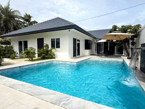 3 Bedroom Pool Villa for Sale Thung Klom Tan Man East Pattaya