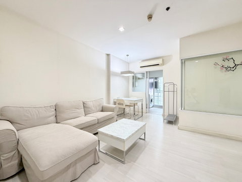 For Rent " 𝐓𝐡𝐞 𝐑𝐨𝐨𝐦 Ratchada-Ladprao " 1 Bedroom 49  Sq.m. Pool View ,Near : MRT-Ladprao 